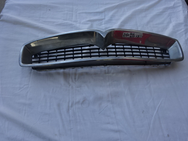 Front grill for Maserati Quattroporte series 1