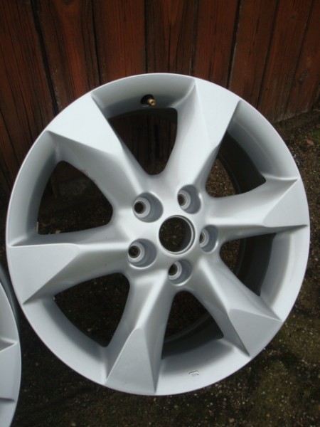 17'' inch Originele Nissan Velgen Steek 5x114,3