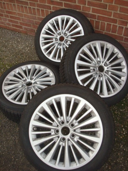 15"Hockenheim Peugeot Velgen en Banden Steek 4x108