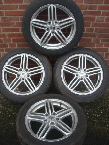 17’’Inch Audi RS6 Velgen+Banden Steek 5x112