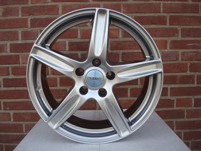 17'' Inch Dezent 5x110 7.0 J ET35 Naaf 65,1