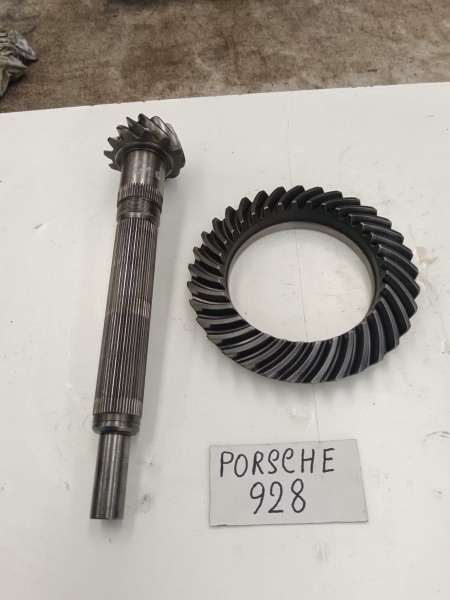 Crown wheel and pinion for Porshe 928