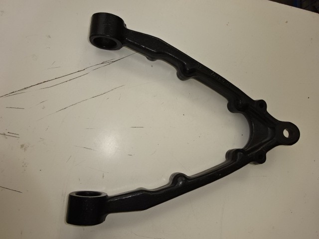 Front lower suspension arms Maserati Indy