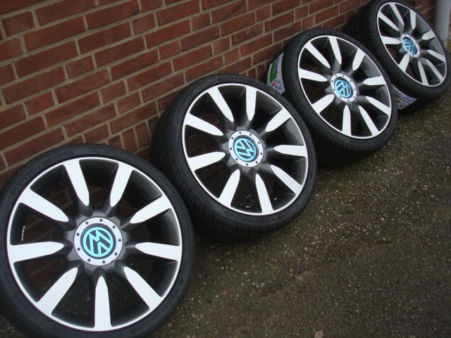 19'' inch Nuvolari Velgen en Banden Steek 5x112