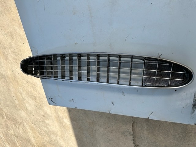 Front grill for Ferrari 365 GT 2+2