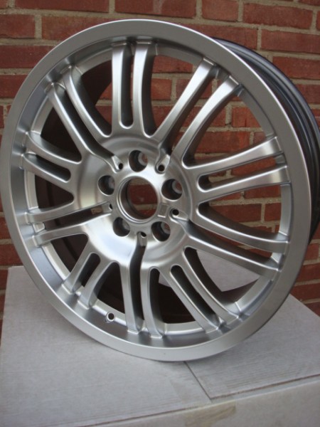 19'' inch BMW M3 Velgen Steek 5x120