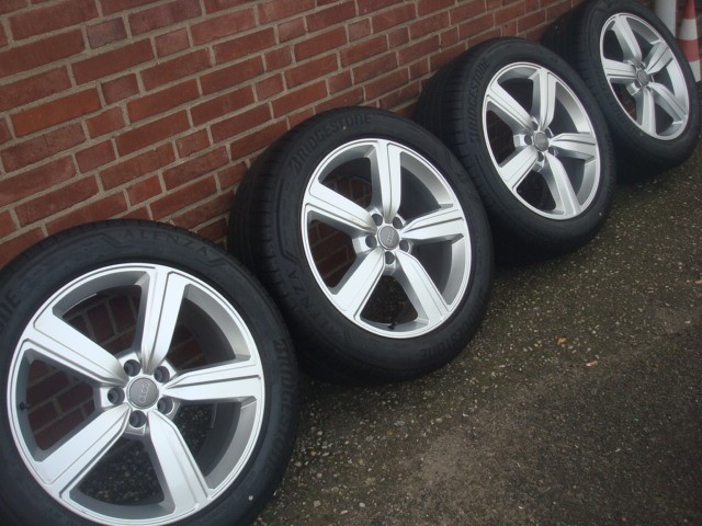 20 Inch Audi E-tron S-Line Velgenset Steek 5x112