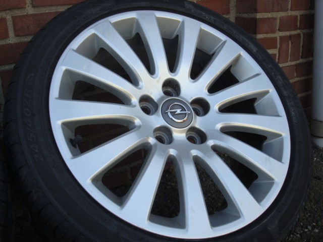 18'' inch Opel Velgen en Banden Steek 5x120