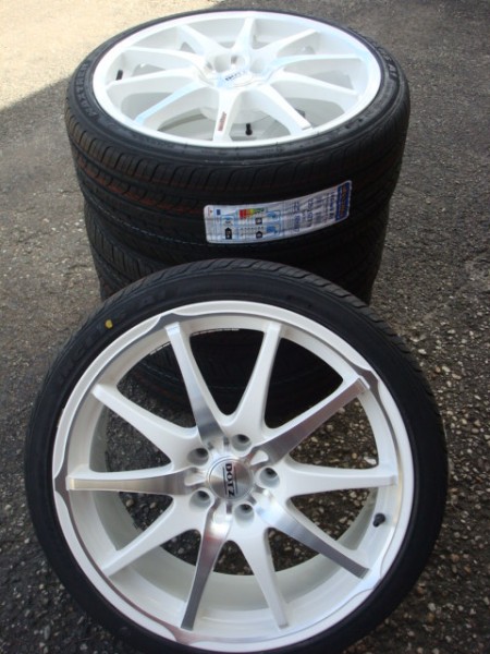 19 Inch DOTZ Velgen en Banden Steek 5x114,3