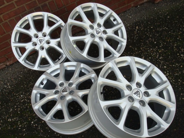 17''inch Originele Jeep Velgen Steek 5x110