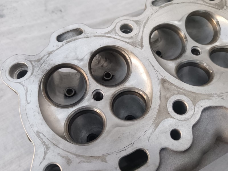 Left cylinder head Ferrari 599 GTB Fiorano