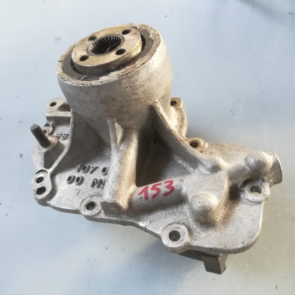 Engine block front cover for Maserati Quattroporte series 3 type AM330