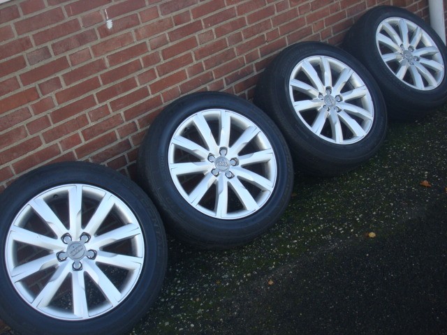 19 inch Originele Highline Audi Q5 Velgen & Banden 5x112