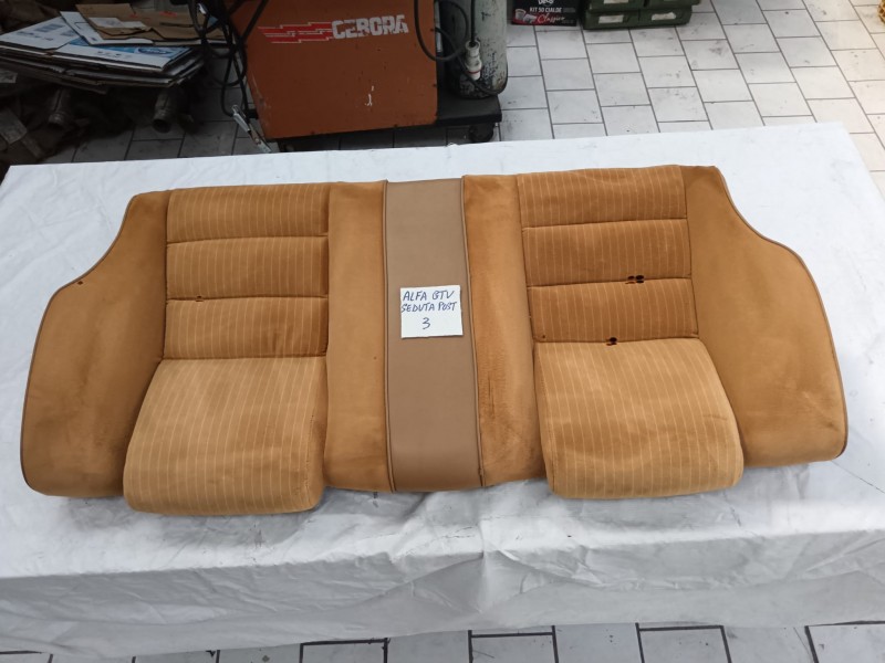Rear seat Alfa Romeo GTV