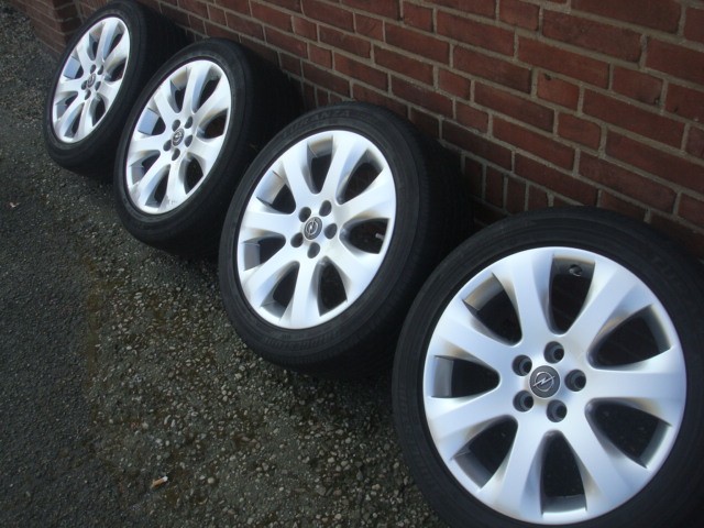 17 Inch Originele OPEL OPC Velgen en Banden Steek5x105