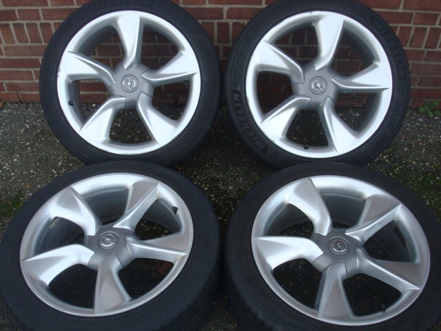 19"Inch Astral Velgen Opel Astra Zafira Ampera 5x115