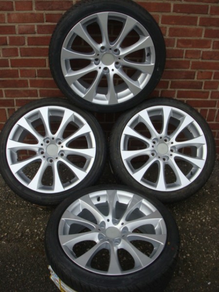 18 inch BMW Velgen en Banden Steek 5x120