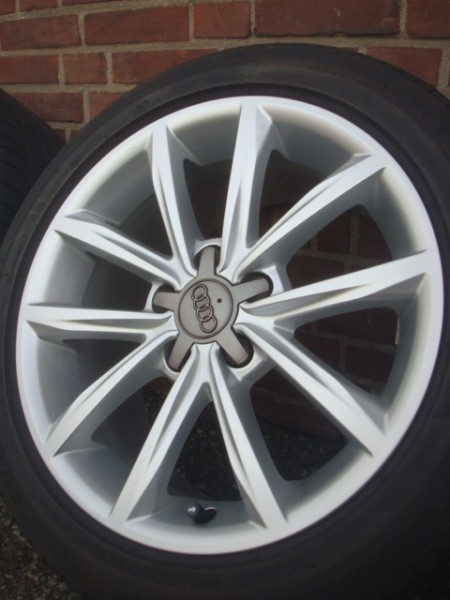17 inch Originele Audi TT Velgen en Banden Steek 5x112