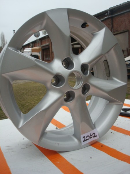 17 Inch Originele Nissan Velgen Steek 5x114,3