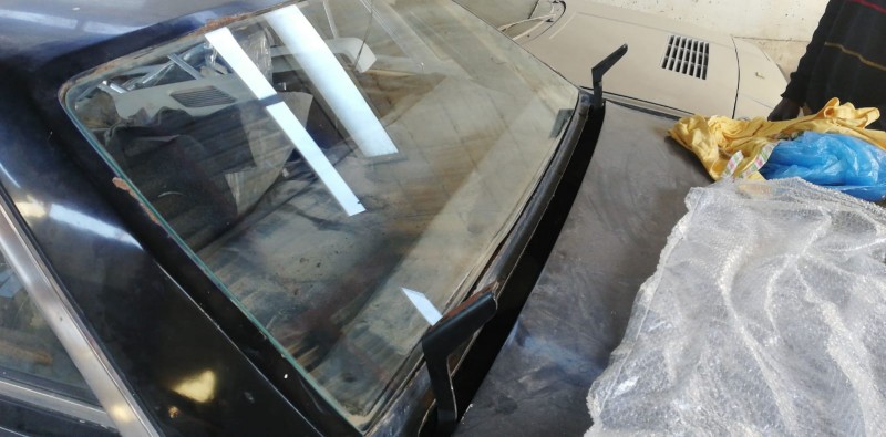Rear window Ferrari 365/400 and 412