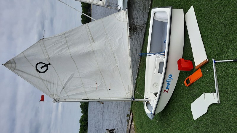 Optimist Dragon Marine, compleet incl strandtrailer