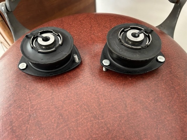 Shock absorbers mounts Lamborghini Urraco