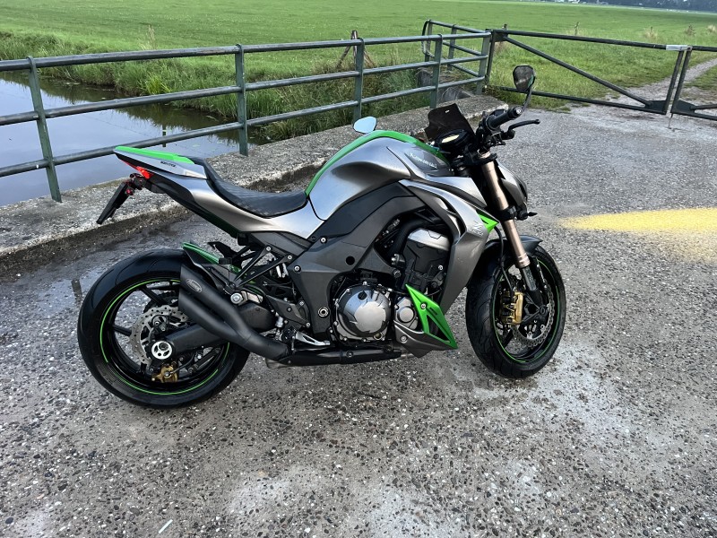 Kawasaki Z1000