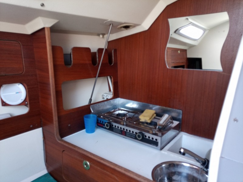 Etap 23i “Branie” – Onzinkbare zeilboot, compleet uitgerust, met inboard diesel en traileroptie – €7.000, Britsum