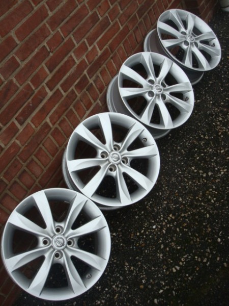 17'' Originele Nissan Velgen 4x100