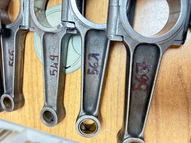 Connecting rods for Ferrari engines